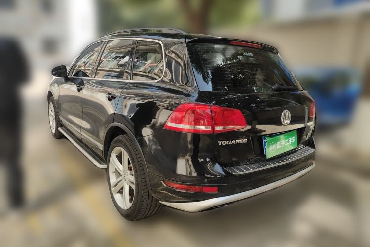 Used Volkswagen Touareg 2011 3.0 TSI Standard Version Rear Left 45 Deg