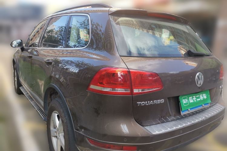 Used Volkswagen Touareg 2011 3.0 TSI Comfort Version Rear Left 45 Deg
