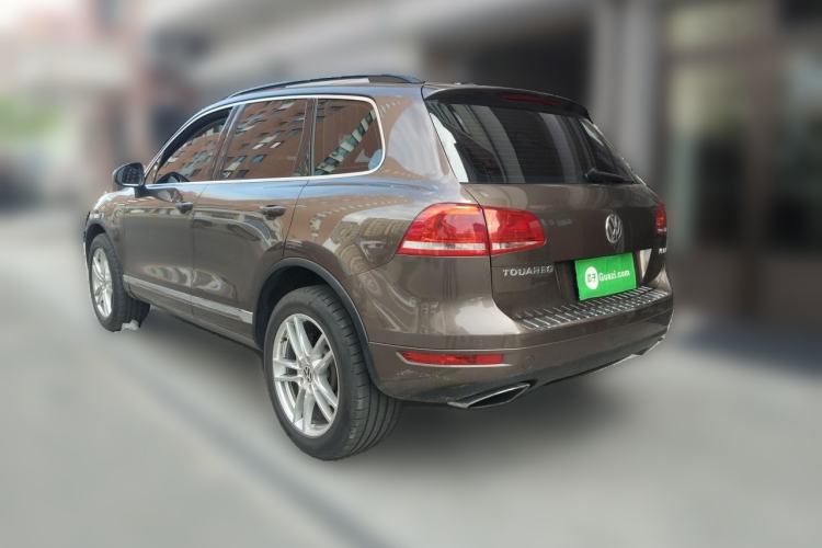 Used Volkswagen Touareg 2011 3.0 TSI Comfort Version Rear Left 45 Deg