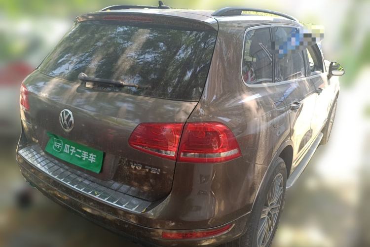 Used Volkswagen Touareg 2011 3.0 TSI Comfort Version Rear Right 45 Deg