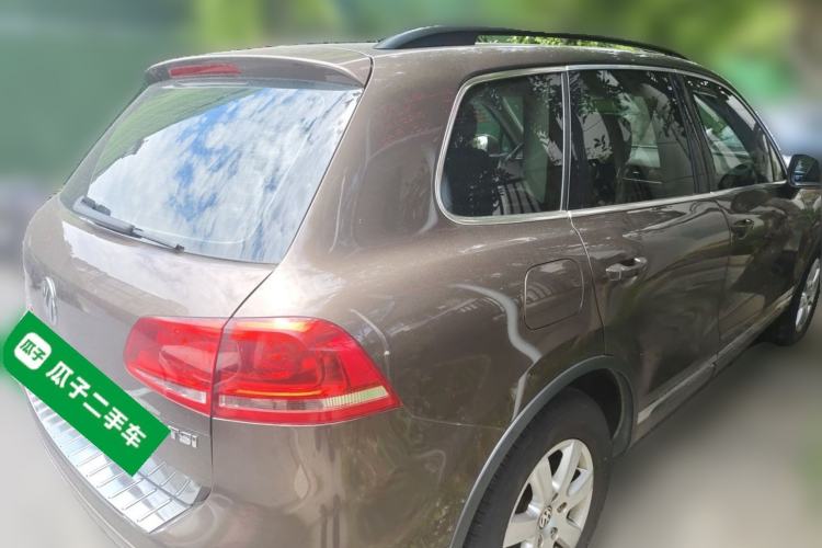 Used Volkswagen Touareg 2011 3.0 TSI Comfort Version Rear Right 45 Deg