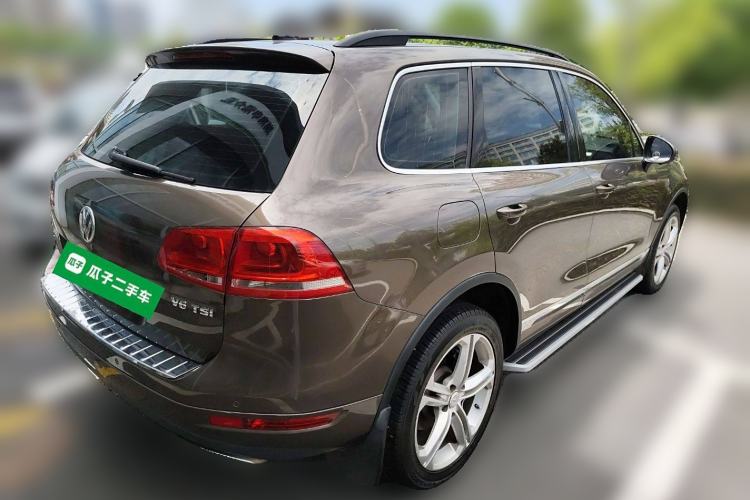 Used Volkswagen Touareg 2011 3.0 TSI Comfort Version Rear Right 45 Deg