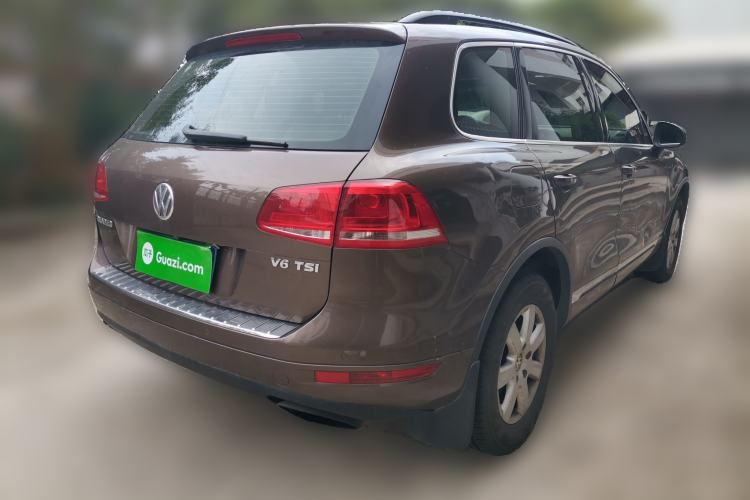 Used Volkswagen Touareg 2011 3.0 TSI Standard Version Rear Right 45 Deg