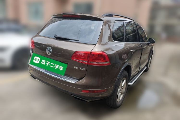 Used Volkswagen Touareg 2011 3.0 TSI Comfort Version Rear Right 45 Deg