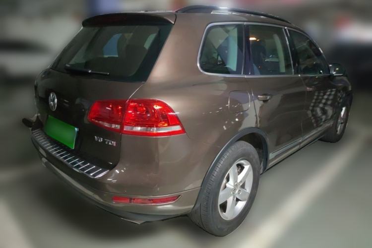 Used Volkswagen Touareg 2011 3.0 TDI Diesel Comfort Version Rear Right 45 Deg