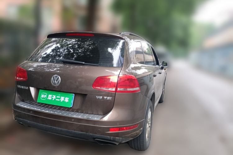 Used Volkswagen Touareg 2011 3.0 TSI Standard Version Rear Right 45 Deg
