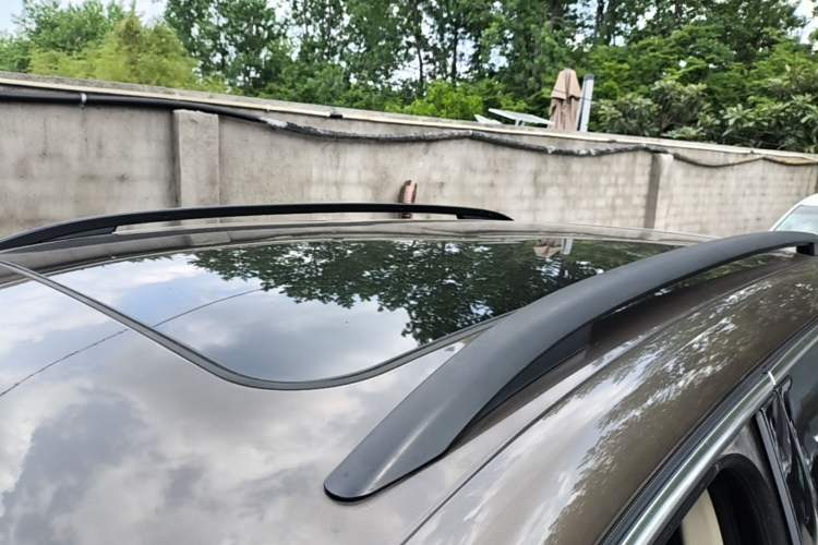 Used Volkswagen Touareg 2011 3.0 TSI Standard Version Roof