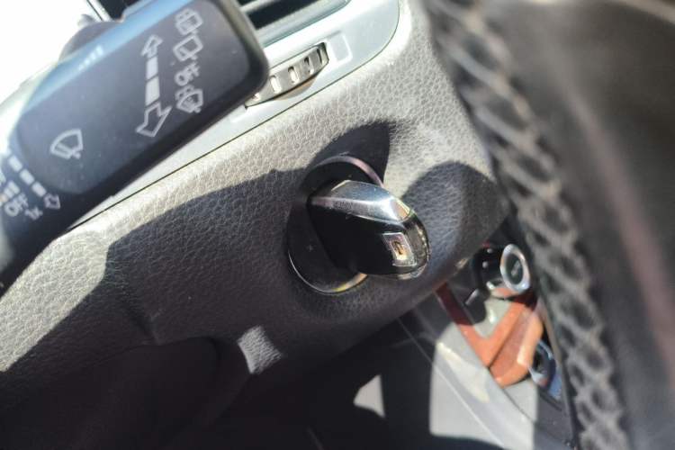 Used Volkswagen Touareg 2011 3.0 TSI Standard Version Vehicle Key