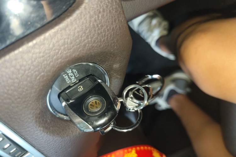 Used Volkswagen Touareg 2011 3.0 TSI Standard Version Vehicle Key