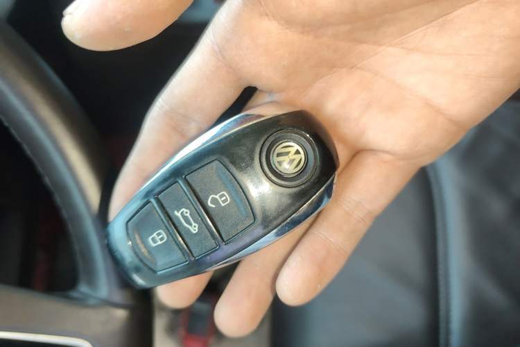 Used Volkswagen Touareg 2011 3.0 TSI Standard Version Vehicle Key
