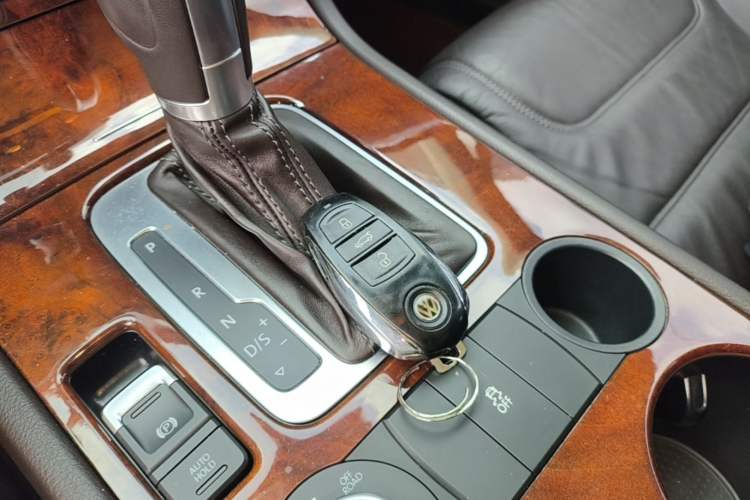 Used Volkswagen Touareg 2011 3.0 TSI Standard Version Vehicle Key