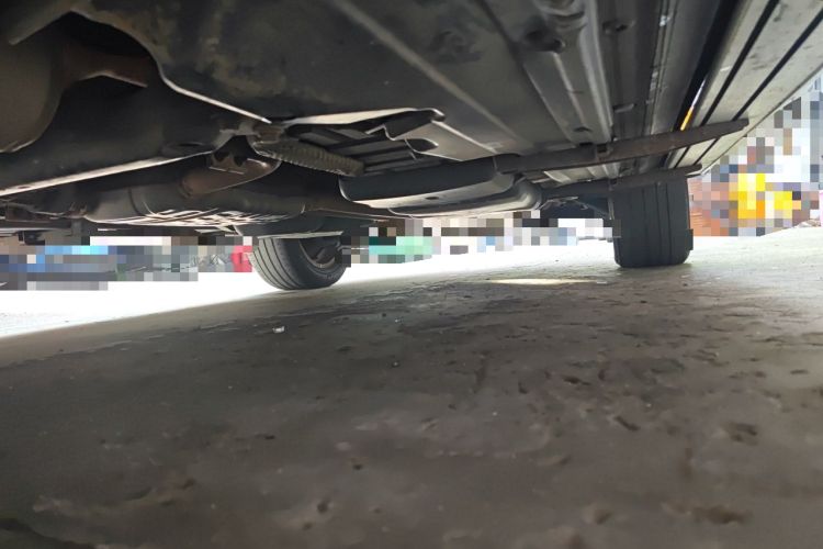 Used Volkswagen Touareg 2011 3.0 TSI Comfort Version Chassis Front Left