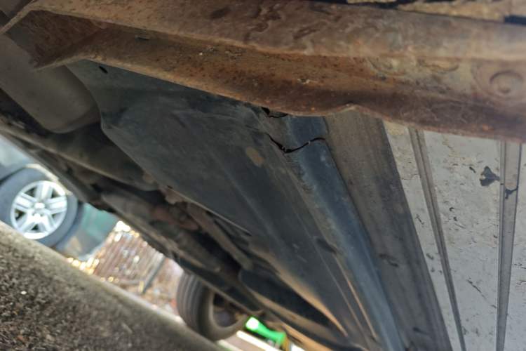 Used Volkswagen Touareg 2011 3.0 TSI High-End Version Chassis Front Left