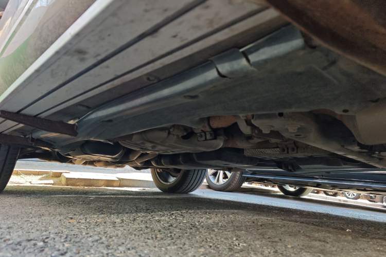 Used Volkswagen Touareg 2011 3.0 TSI High-End Version Chassis Front Right
