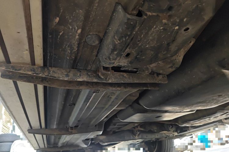 Used Volkswagen Touareg 2011 3.0 TSI Comfort Version Chassis Rear Left