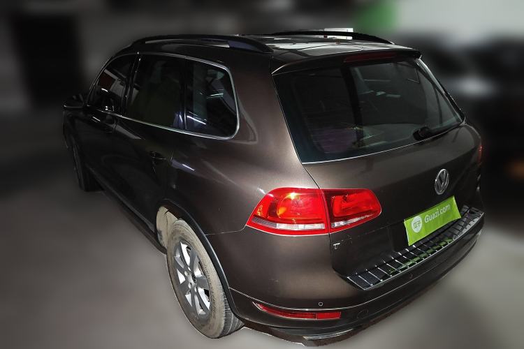 Used Volkswagen Touareg 2011 3.0 TDI Diesel Standard Version Exterior 3
