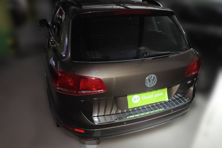 Used Volkswagen Touareg 2011 3.0 TDI Diesel Standard Version Exterior 4