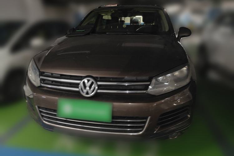 Used Volkswagen Touareg 2011 3.0 TDI Diesel Standard Version Front