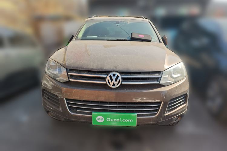 Used Volkswagen Touareg 2011 3.0 TSI High-End Version Front