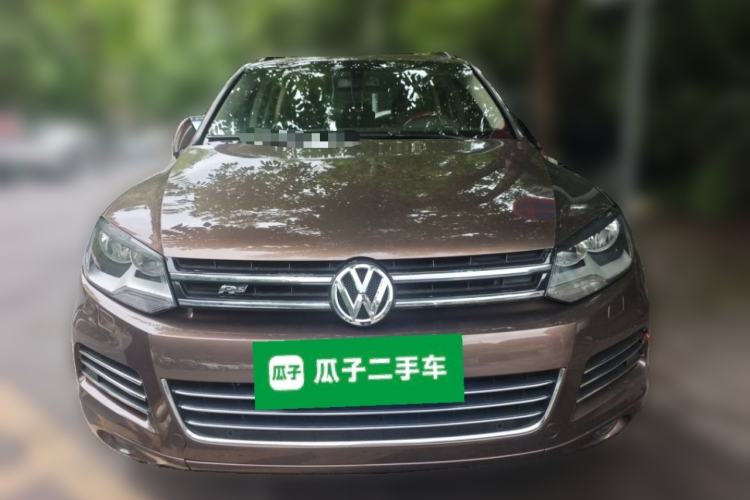 Used Volkswagen Touareg 2011 3.0 TSI Standard Version Front
