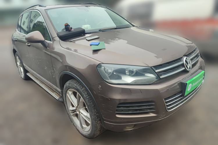 Used Volkswagen Touareg 2011 3.0 TSI Standard Version Front Right 45 Deg