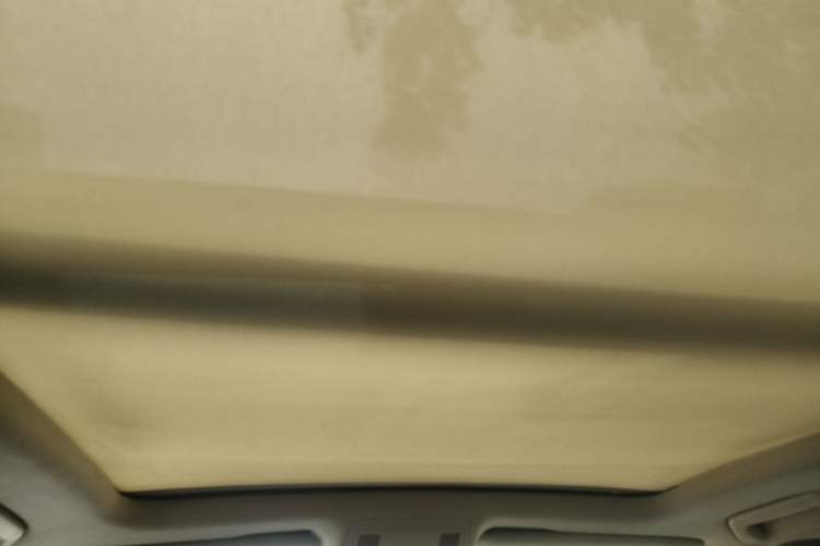 Used Volkswagen Touareg 2011 3.0 TSI High-End Version Headliner