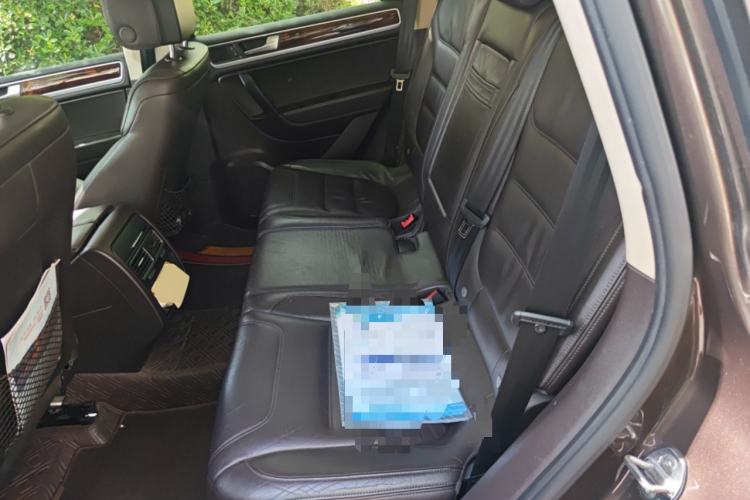 Used Volkswagen Touareg 2011 3.0 TSI Standard Version Left Rear Seat