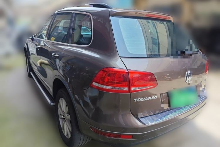 Used Volkswagen Touareg 2011 3.0 TSI Comfort Version Rear Left 45 Deg