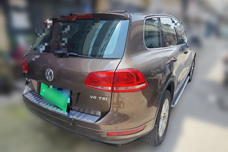 Used Volkswagen Touareg 2011 3.0 TSI Comfort Version Rear Right 45 Deg