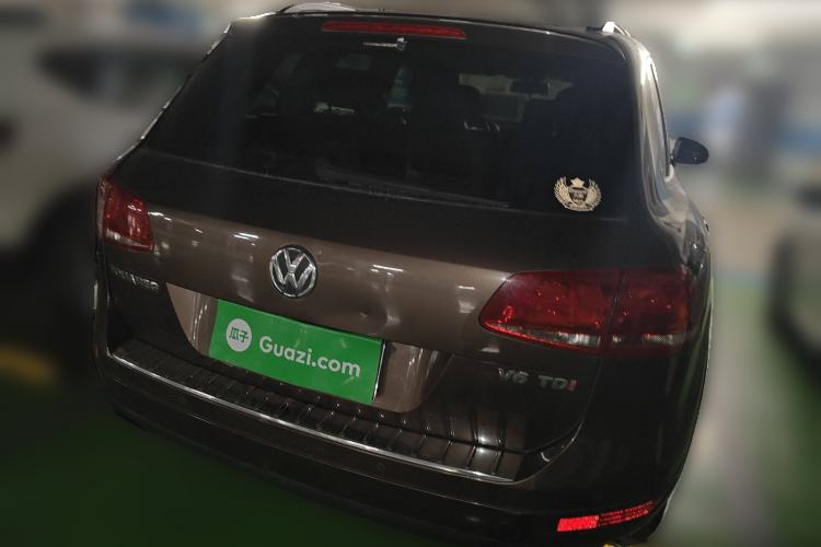 Used Volkswagen Touareg 2011 3.0 TDI Diesel Standard Version Rear Right 45 Deg