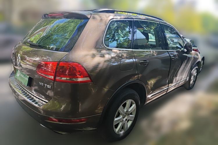 Used Volkswagen Touareg 2011 3.0 TSI Standard Version Rear Right 45 Deg
