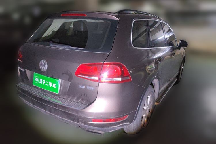 Used Volkswagen Touareg 2011 3.0 TSI Standard Version Rear Right 45 Deg