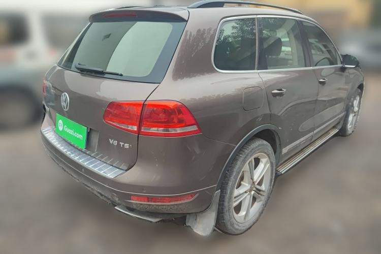 Used Volkswagen Touareg 2011 3.0 TSI Standard Version Rear Right 45 Deg