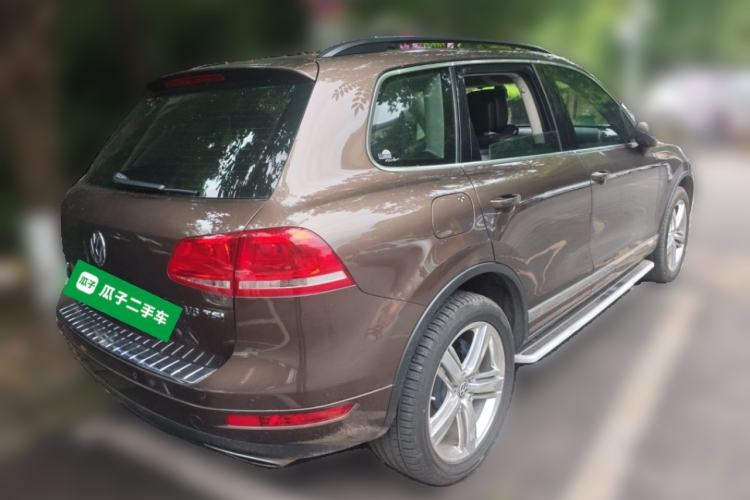 Used Volkswagen Touareg 2011 3.0 TSI Standard Version Rear Right 45 Deg