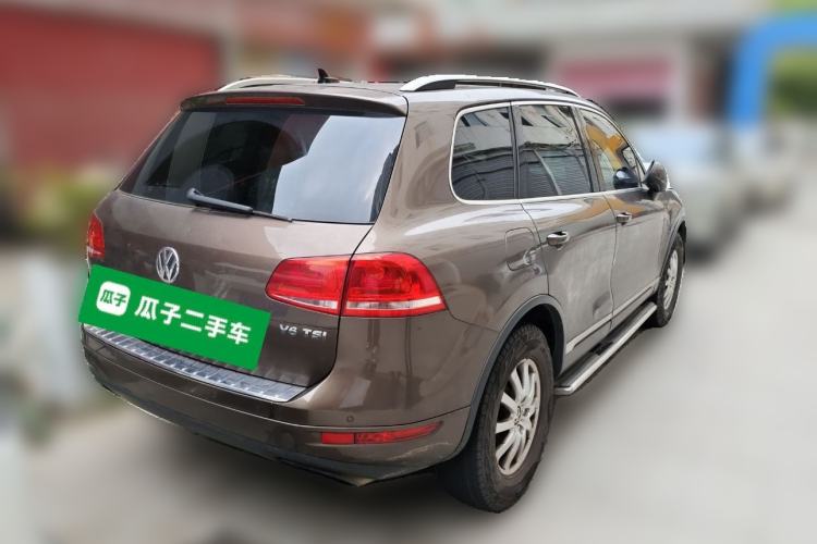 Used Volkswagen Touareg 2011 3.0 TSI Luxury Edition Rear Right 45 Deg