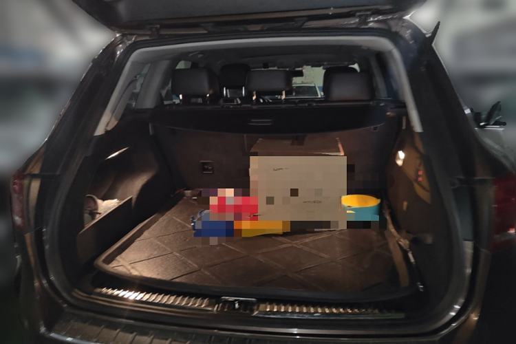 Used Volkswagen Touareg 2011 3.0 TDI Diesel Standard Version Trunk