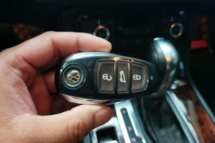 Used Volkswagen Touareg 2011 3.0 TSI Standard Version Vehicle Key