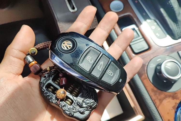 Used Volkswagen Touareg 2011 3.0 TSI High-End Version Vehicle Key