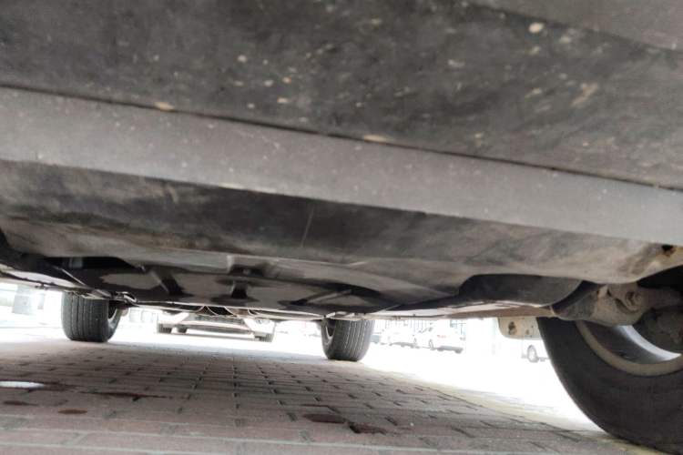 Used Volkswagen Touareg 2011 3.0 TDI Diesel Standard Version Chassis Front