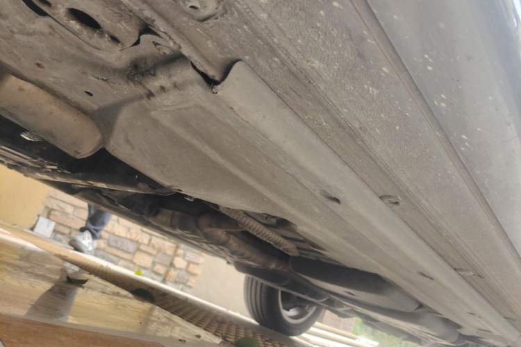 Used Volkswagen Touareg 2011 3.0 TSI Hybrid Chassis Front Left
