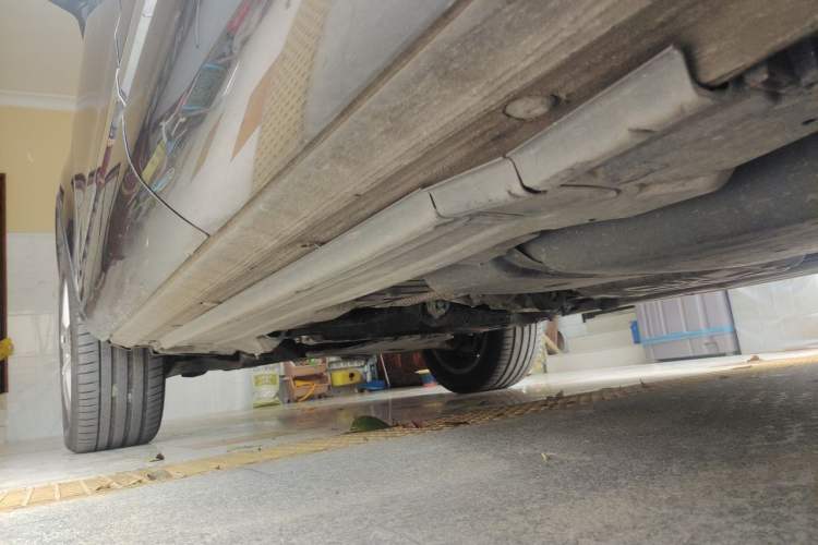 Used Volkswagen Touareg 2011 3.0 TSI Hybrid Chassis Rear Left