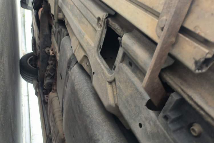 Used Volkswagen Touareg 2011 3.0 TSI High-End Version Chassis Rear Left