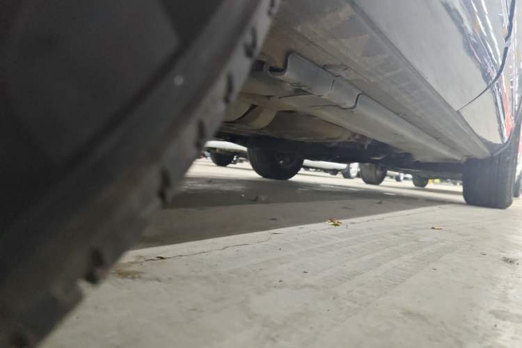 Used Volkswagen Touareg 2011 3.0 TSI Standard Version Chassis Rear Right