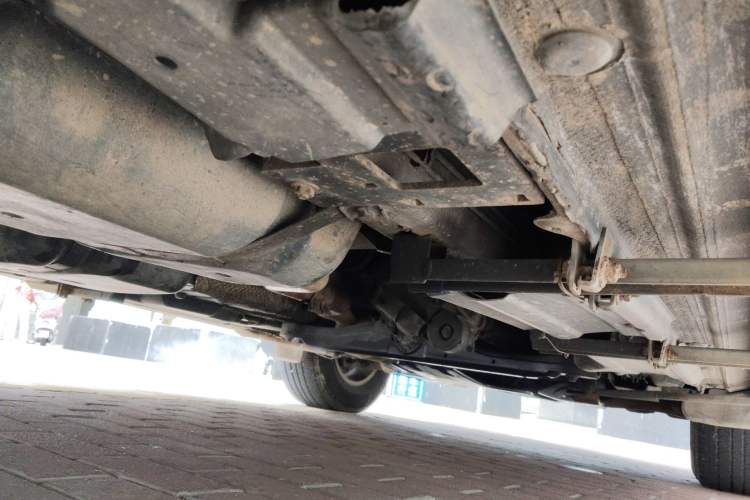 Used Volkswagen Touareg 2011 3.0 TDI Diesel Standard Version Chassis Rear Right