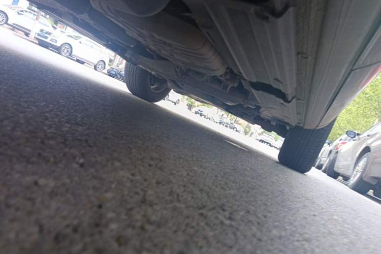 Used Volkswagen Touareg 2011 3.0 TSI Comfort Version Chassis Rear Right