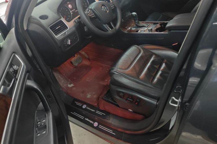 Used Volkswagen Touareg 2011 3.0 TSI Standard Version Driver Seat