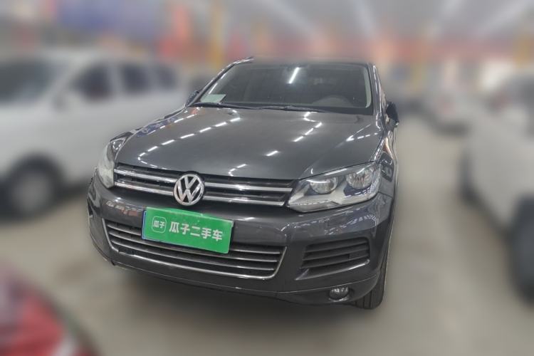 Used Volkswagen Touareg 2011 3.0 TSI Standard Version Front