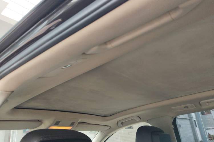 Used Volkswagen Touareg 2011 3.0 TDI Diesel Standard Version Headliner