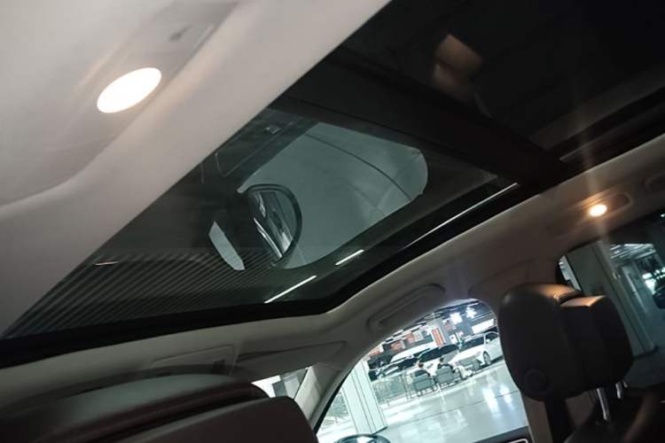 Used Volkswagen Touareg 2011 3.0 TSI Luxury Edition Headliner