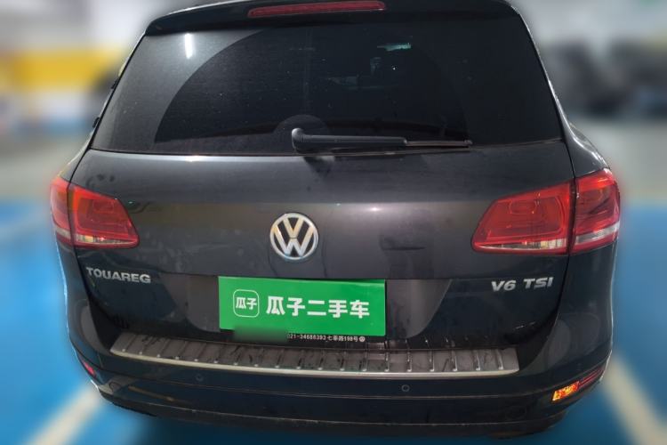 Used Volkswagen Touareg 2011 3.0 TSI High-End Version Rear
